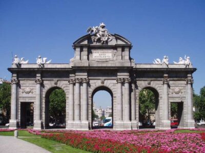 Personajes clave en la historia de Madrid